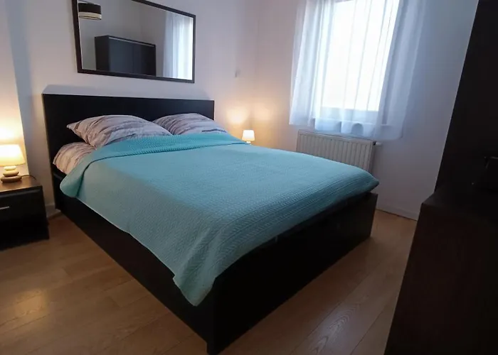 Tom & Jerry Apartment